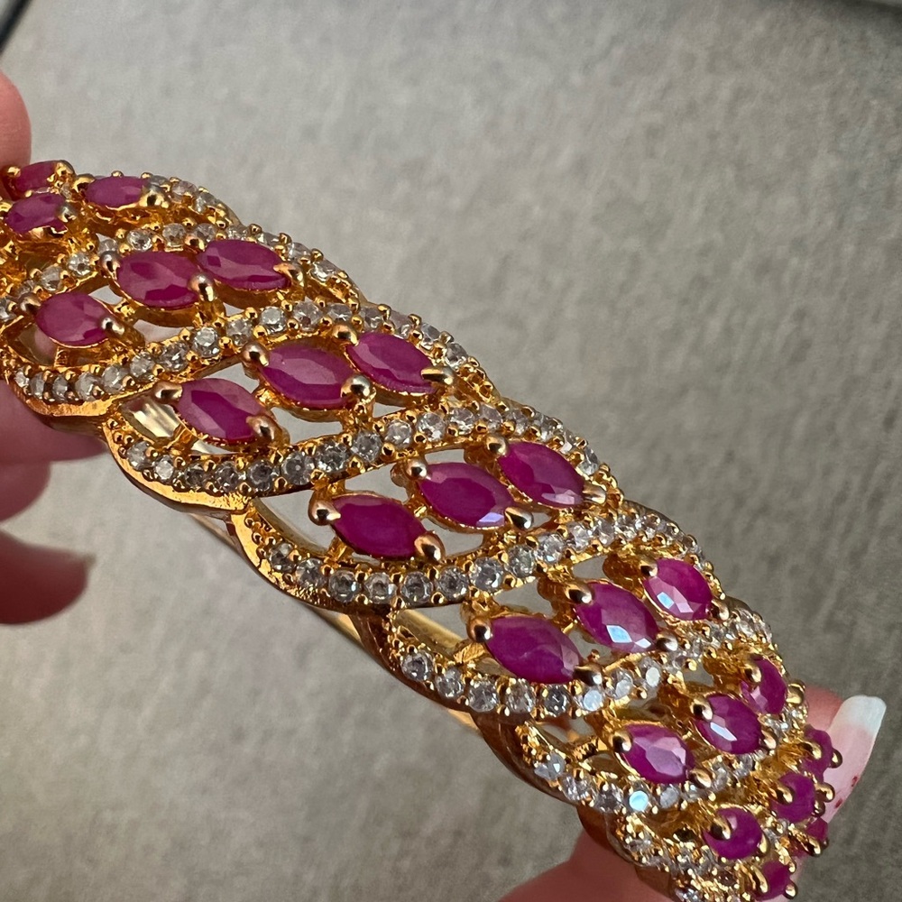 Beautiful bracelet Fashion